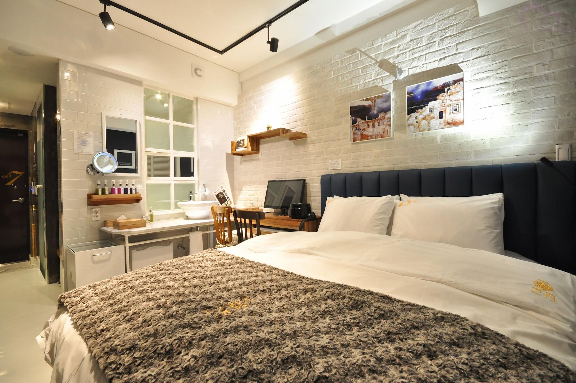 February Hotel Apsan Daegu Eksteriør bilde