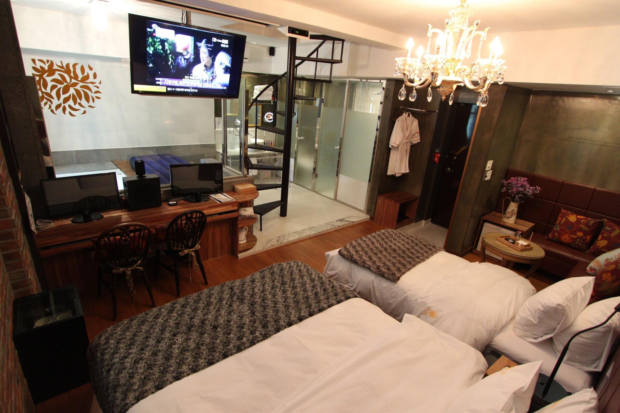 February Hotel Apsan Daegu Eksteriør bilde