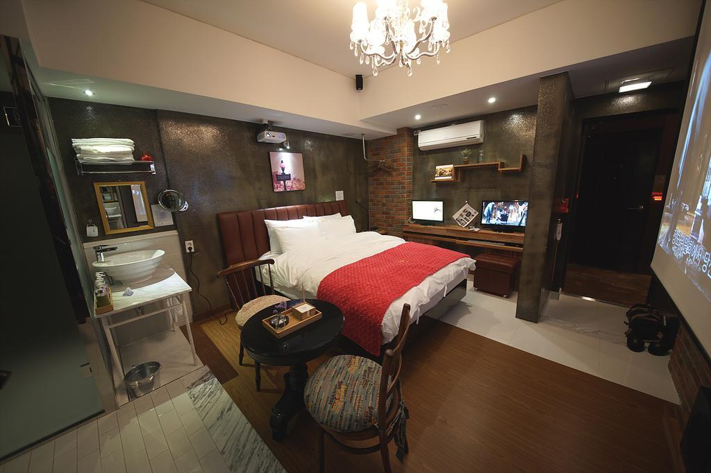 February Hotel Apsan Daegu Eksteriør bilde